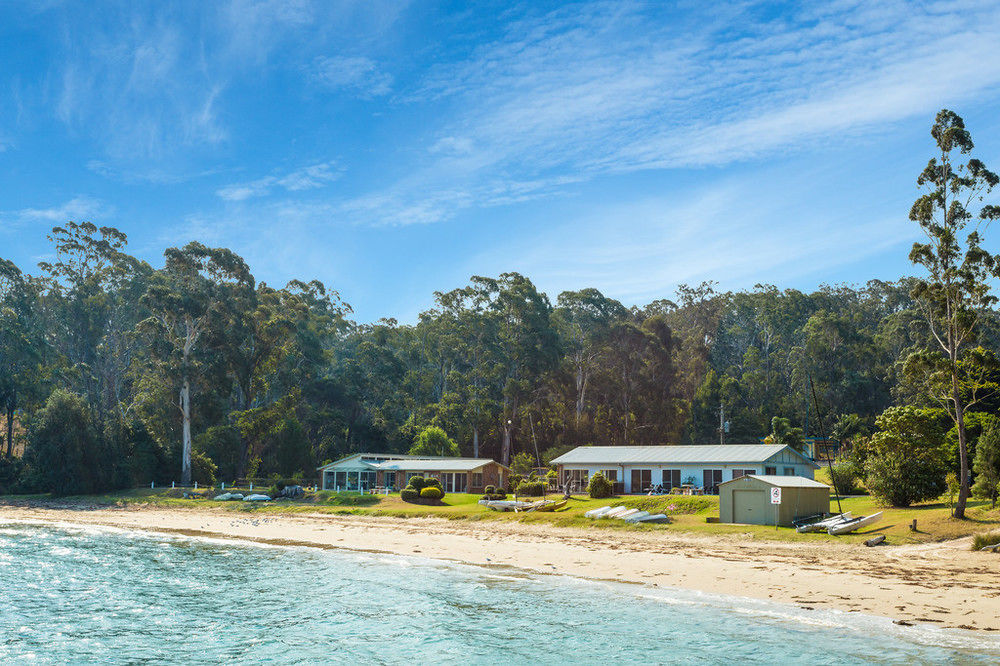 Quarantine Bay Beach Cottages Eden Exteriér fotografie