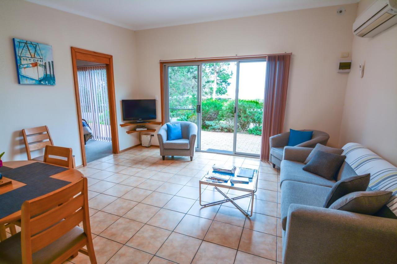 Quarantine Bay Beach Cottages Eden Exteriér fotografie